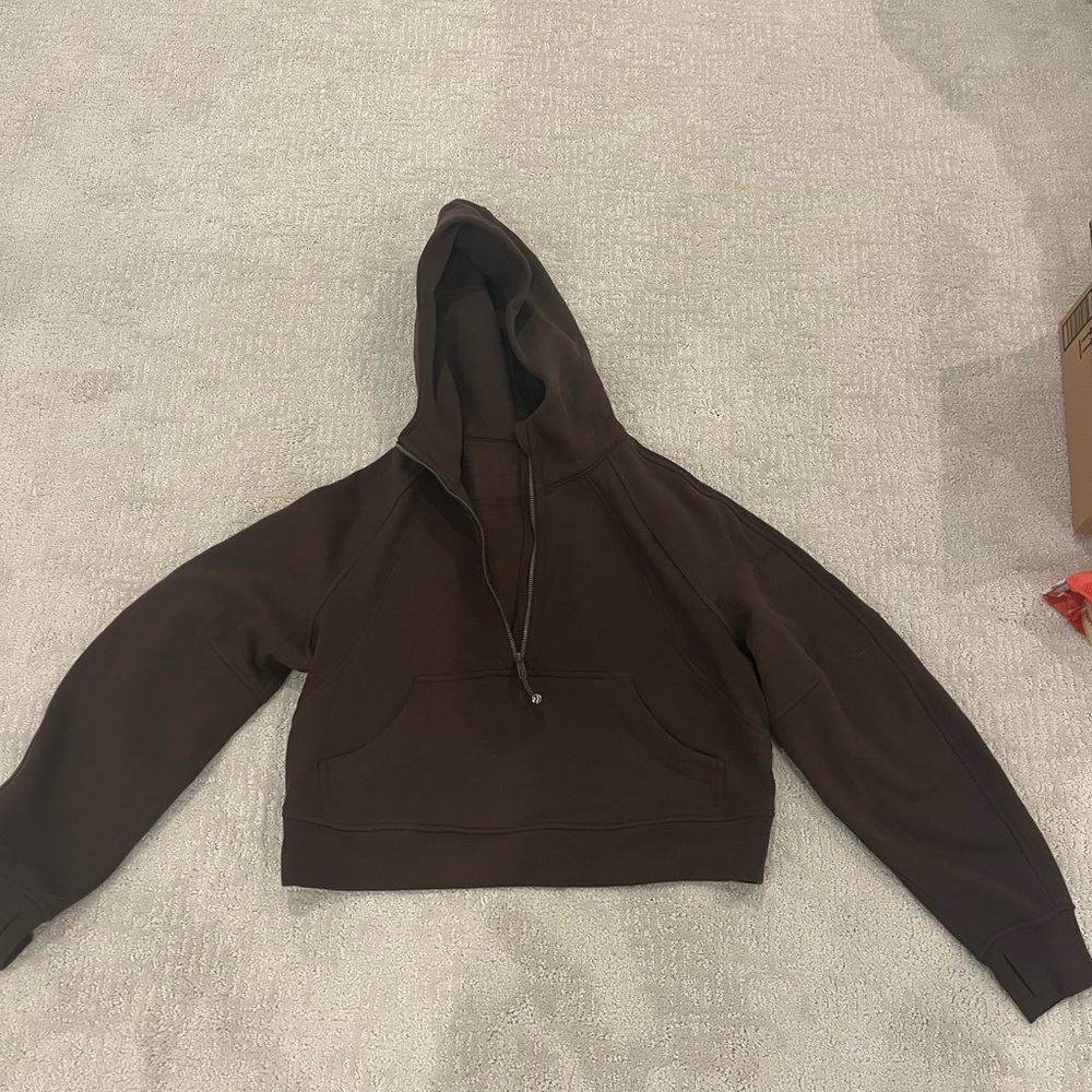 Lululemon Athletica Brown Crop Hoodie - never worn, great condition XS/S